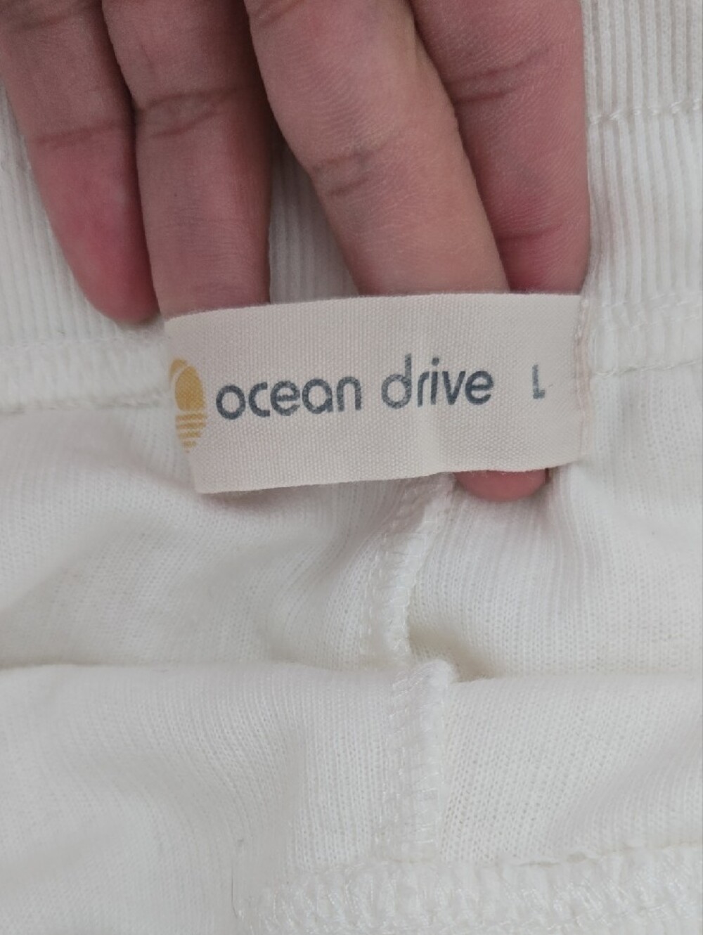 Ocean Drive White Ribbed Drawstring Shorts - Picture 2 of 3